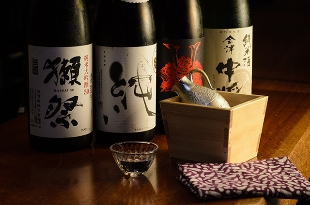 日本酒・焼酎・ワインなど様々なお酒を取り揃えております